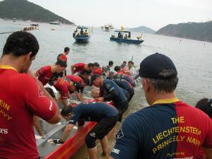 8 May 2011: HKIPC Deep Water Bay Dragon Boat Races Image