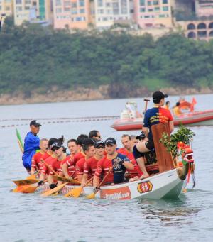 26 May 2012: Stanley Warm Up Races Image